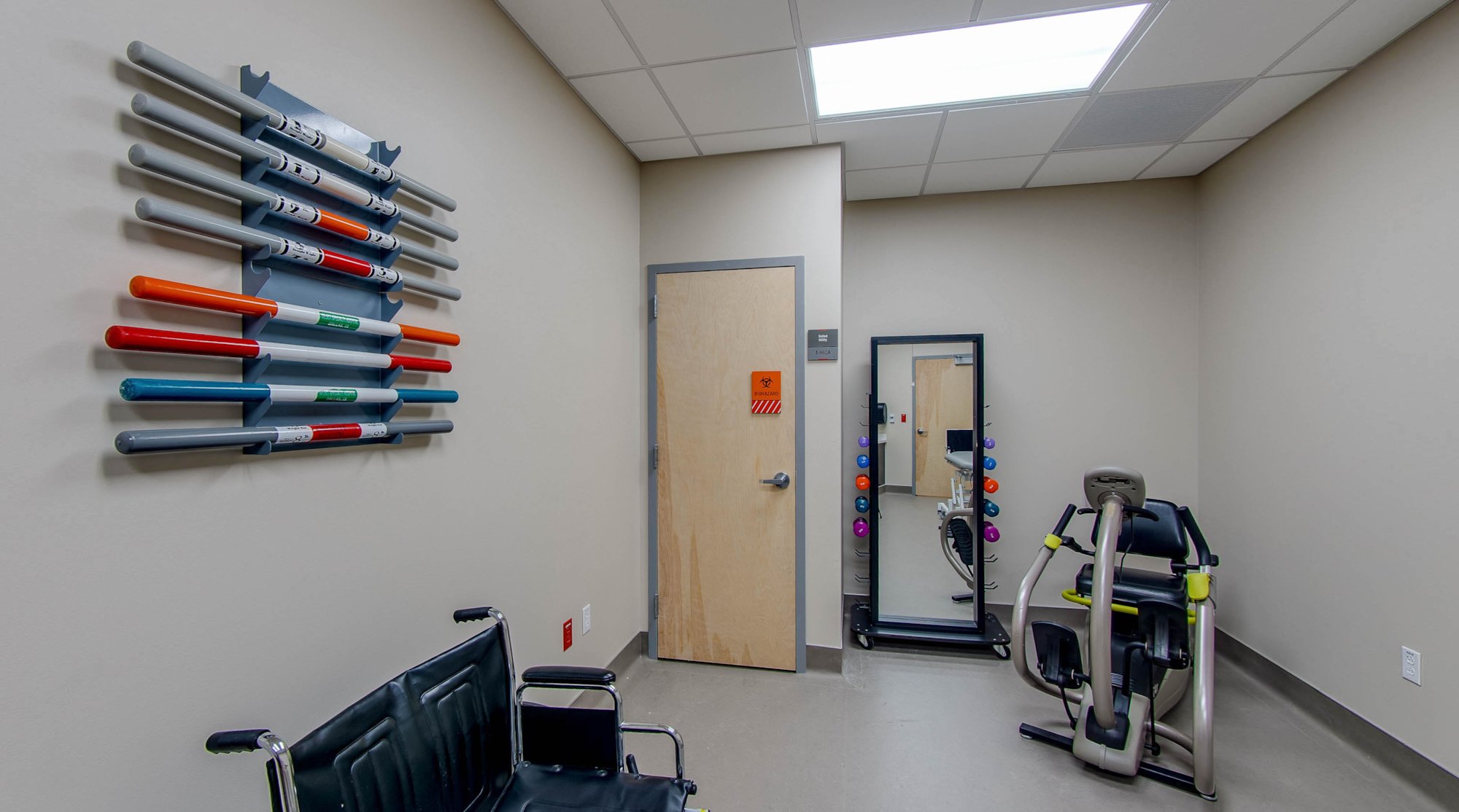 Select Medical Therapy Room