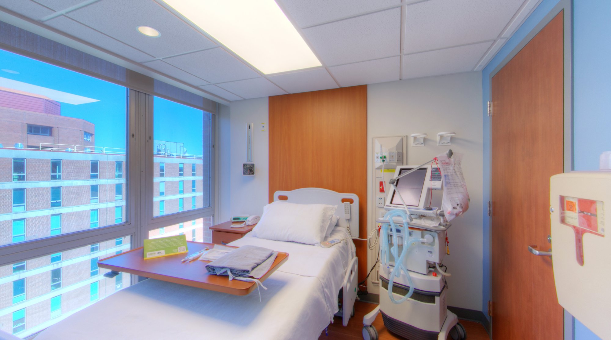 Select Medical Patient Room - Thomas Wing