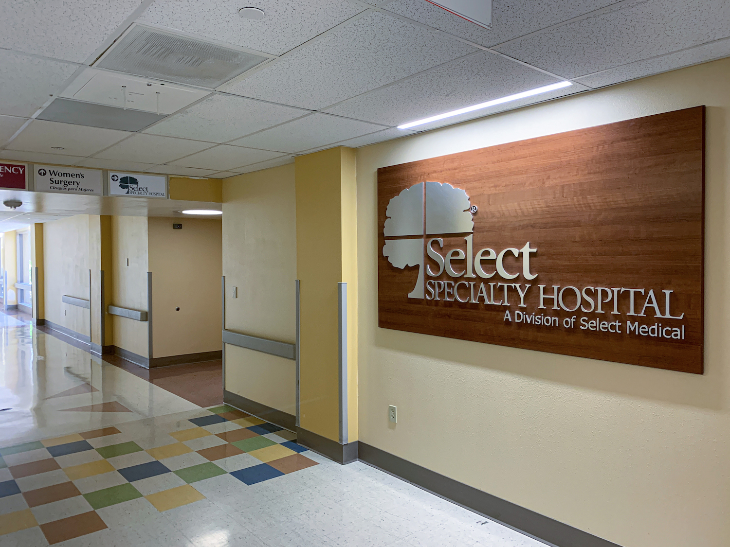 Select Medical Hallway Sign