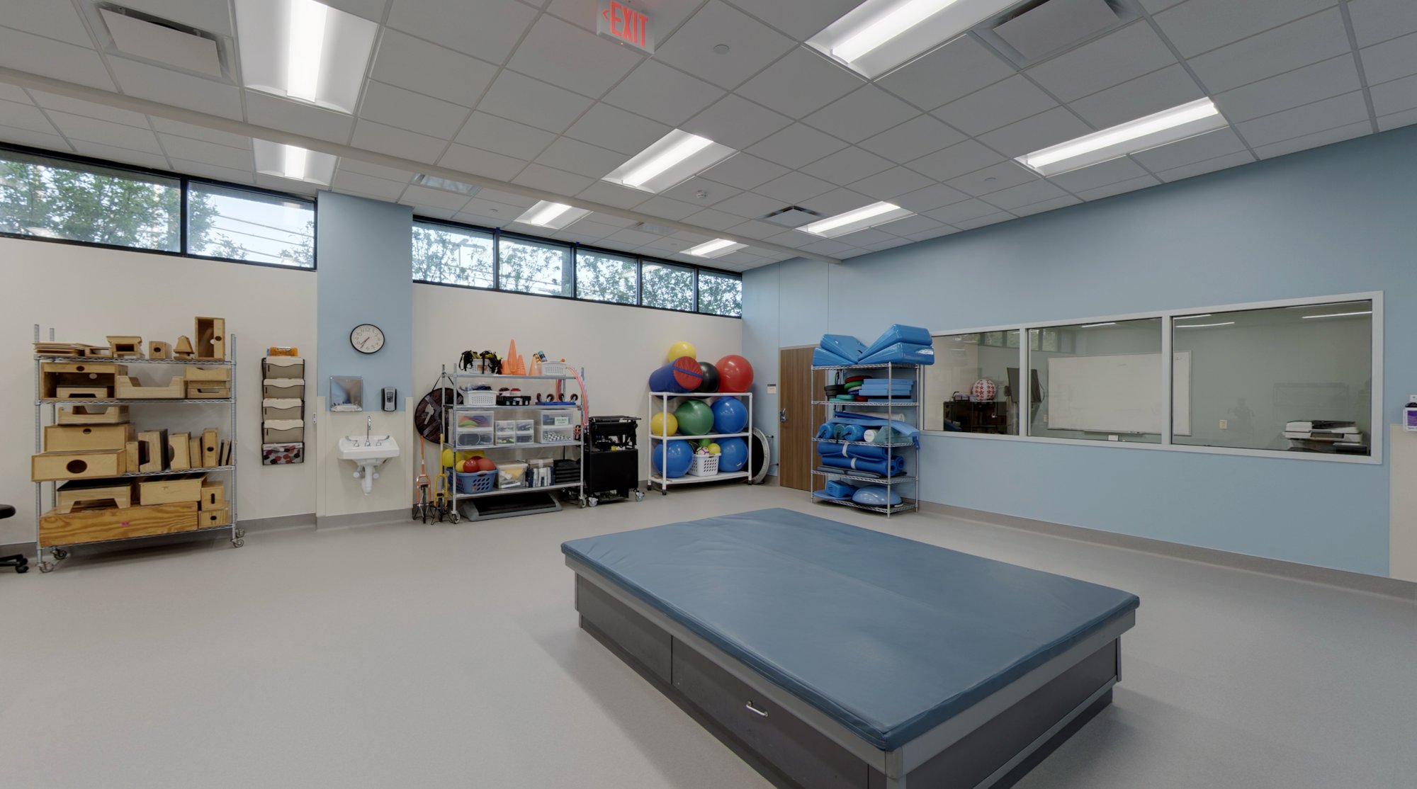 Day Neuro and Outpatient Therapy Gym